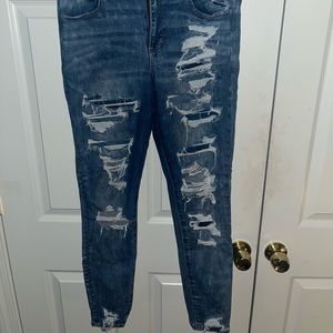 American eagle ripped skinny jean